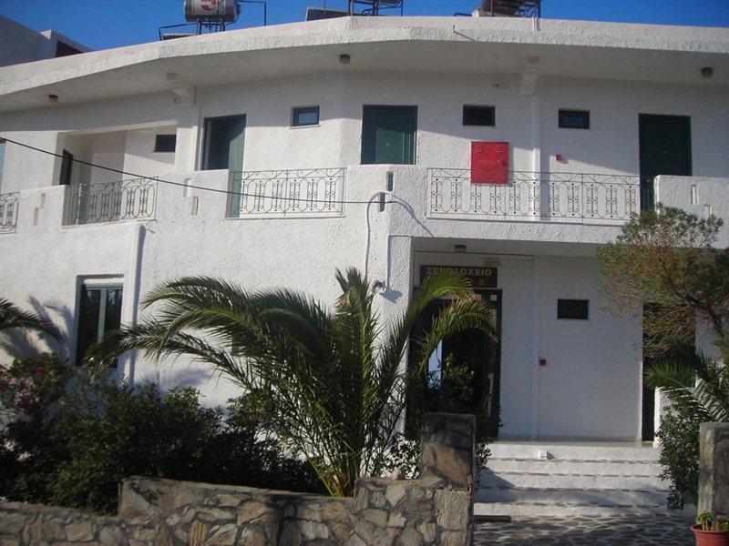 Iro Hotel Agia Galini  Exterior photo